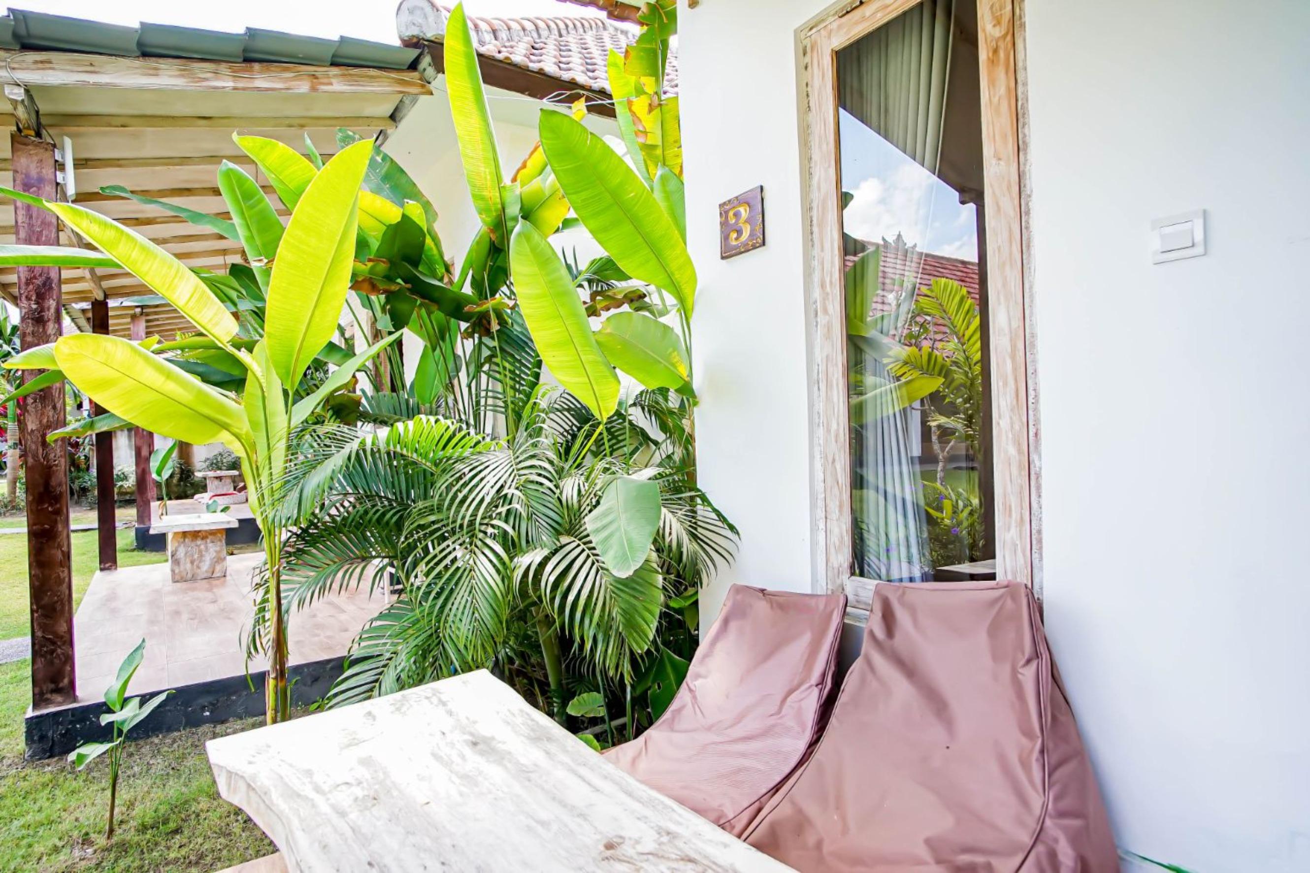 Agung Wiwin Homestay & Restaurant Mengwi Exterior photo