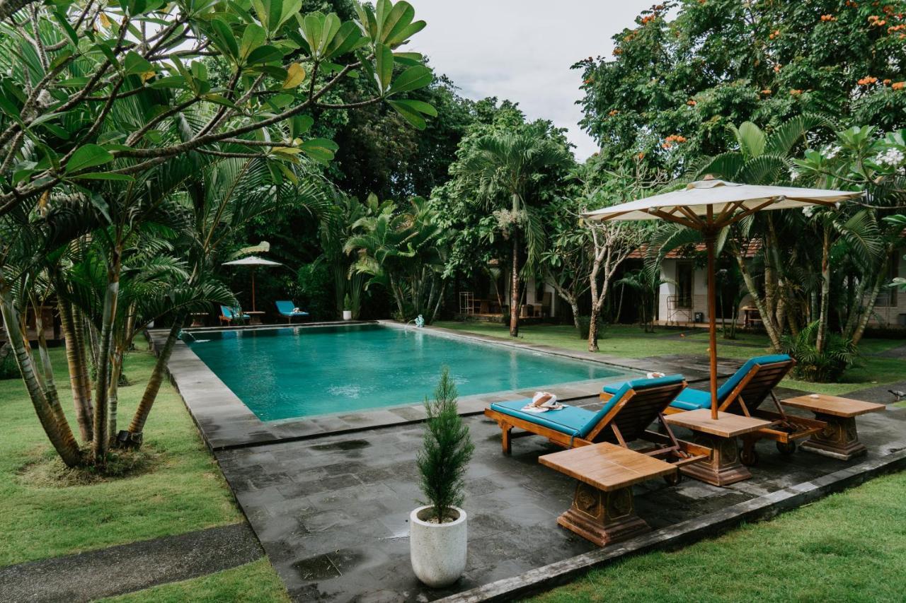 Agung Wiwin Homestay & Restaurant Mengwi Exterior photo