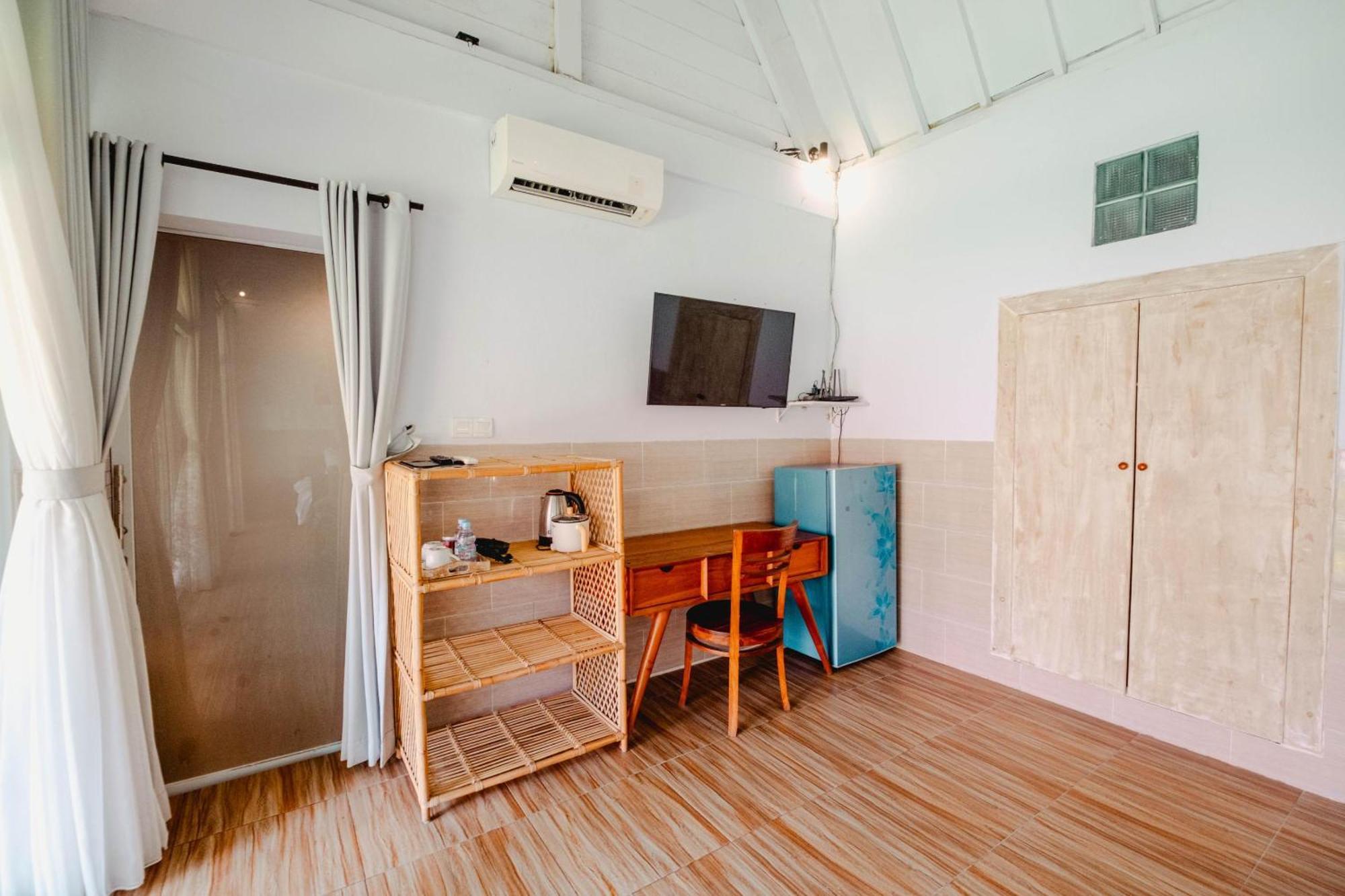 Agung Wiwin Homestay & Restaurant Mengwi Exterior photo
