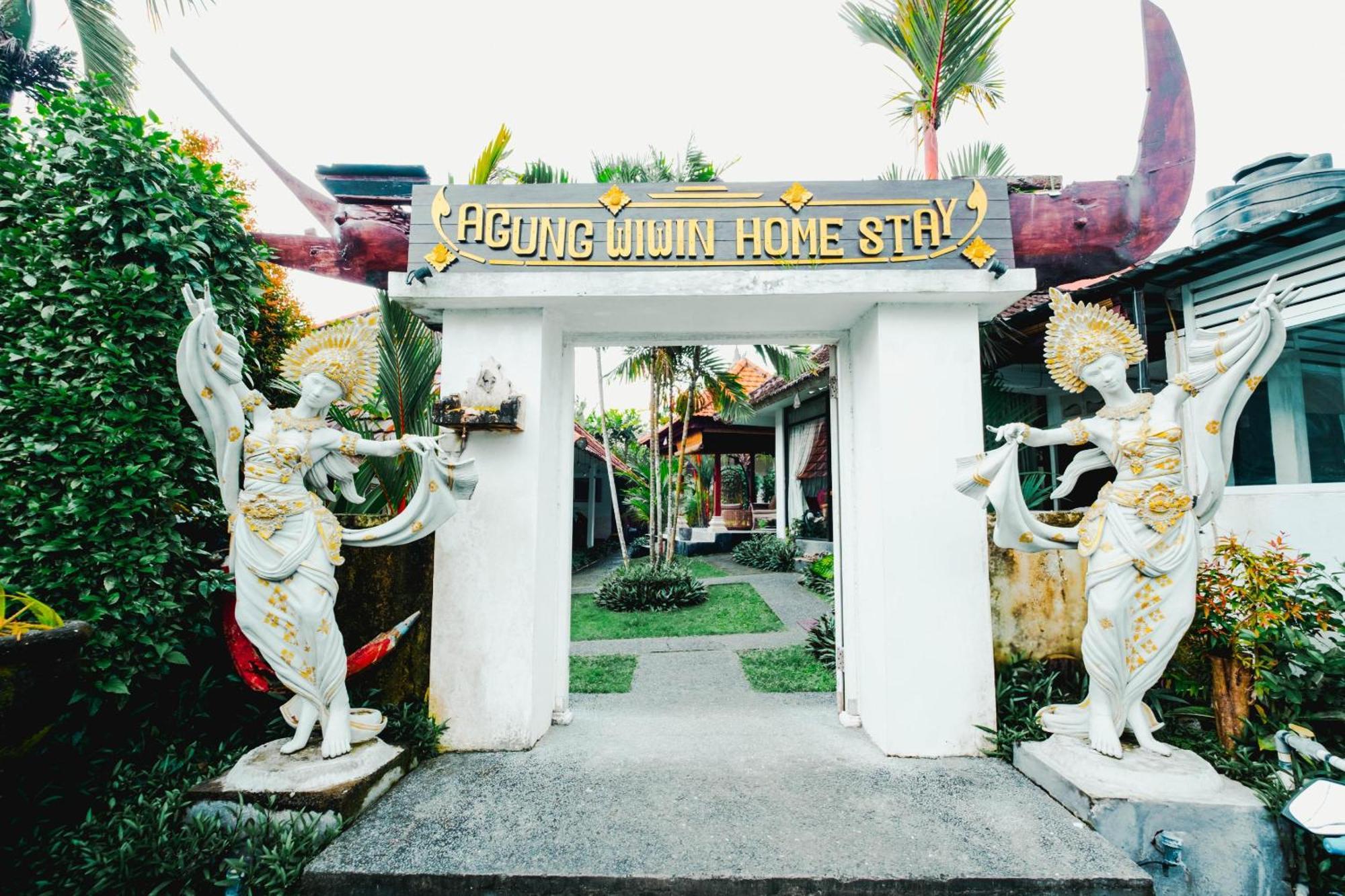 Agung Wiwin Homestay & Restaurant Mengwi Exterior photo